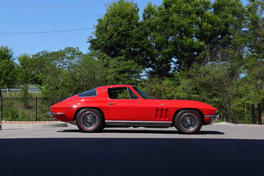 1966 Chevrolet Corvette C2 - Image 11 of 28