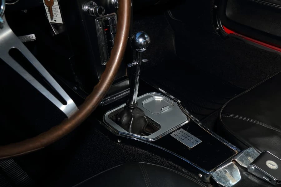 1966 Chevrolet Corvette C2 - Image 25 of 28