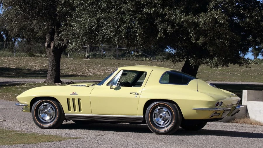 1966 Chevrolet Corvette C2 - Image 2 of 12