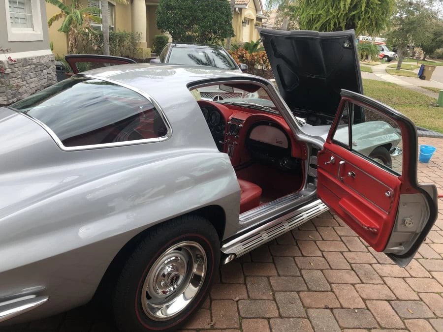 1966 Chevrolet Corvette C2 - Image 11 of 25