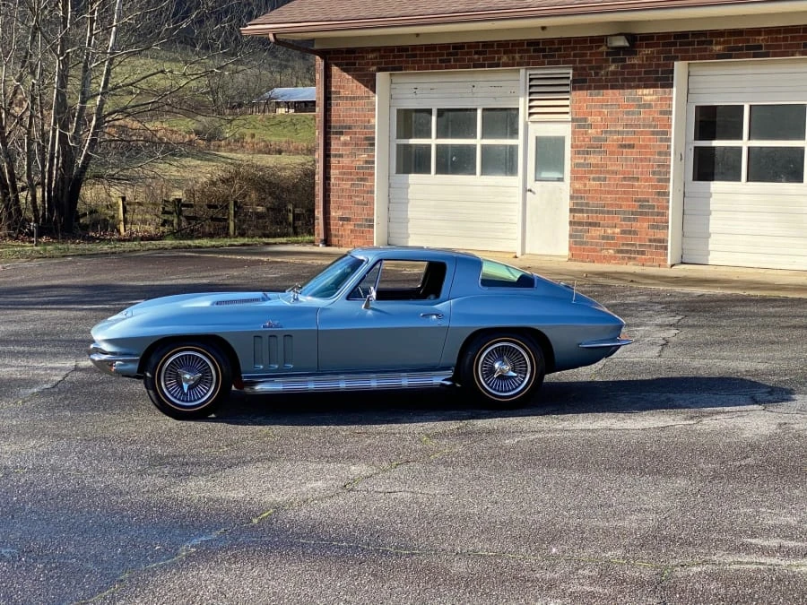 1966 Chevrolet Corvette C2 - Image 7 of 12