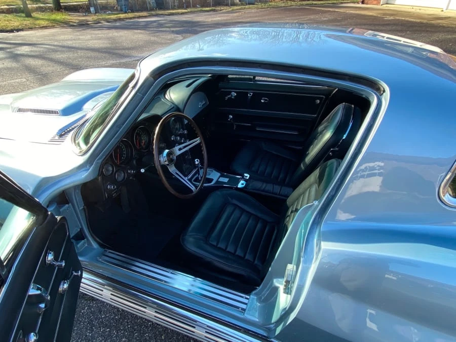 1966 Chevrolet Corvette C2 - Image 4 of 12