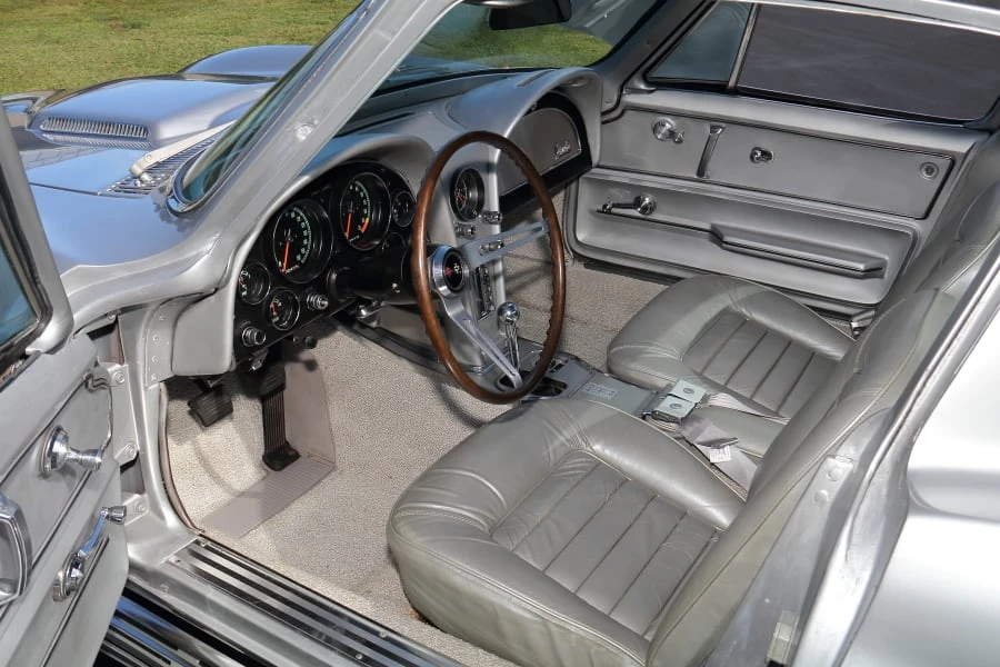 1966 Chevrolet Corvette C2 - Image 18 of 25