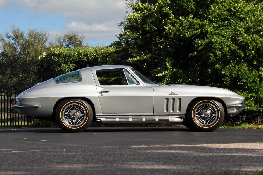 1966 Chevrolet Corvette C2 - Image 2 of 25
