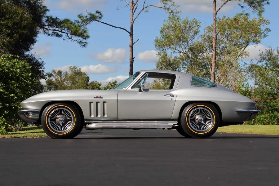 1966 Chevrolet Corvette C2 - Image 7 of 25