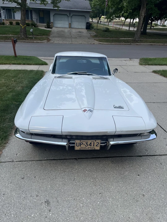 1966 Chevrolet Corvette C2 - Image 6 of 31