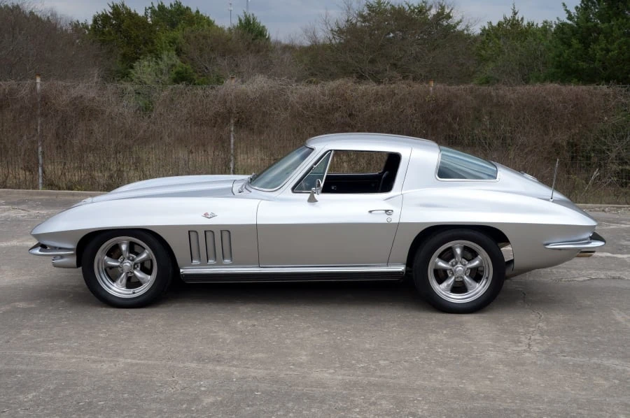 1966 Chevrolet Corvette C2 - Image 2 of 12