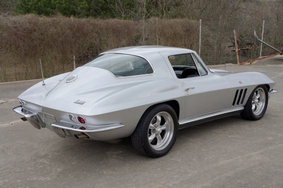1966 Chevrolet Corvette C2 - Image 10 of 12