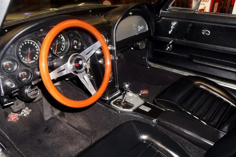 1966 Chevrolet Corvette C2 - Image 6 of 12