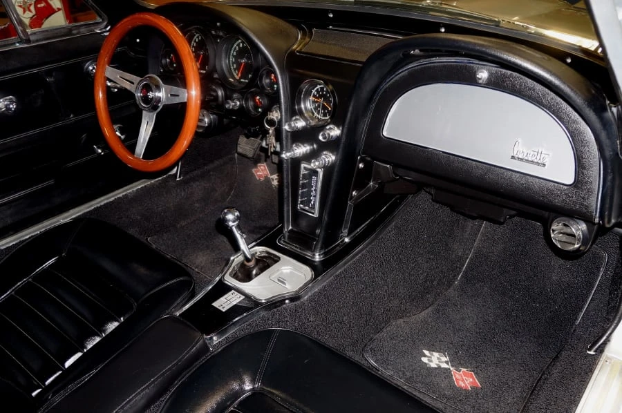 1966 Chevrolet Corvette C2 - Image 5 of 12