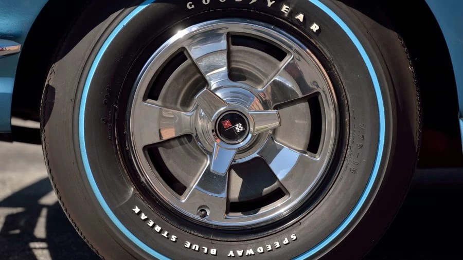 1966 Chevrolet Corvette C2 - Image 15 of 20