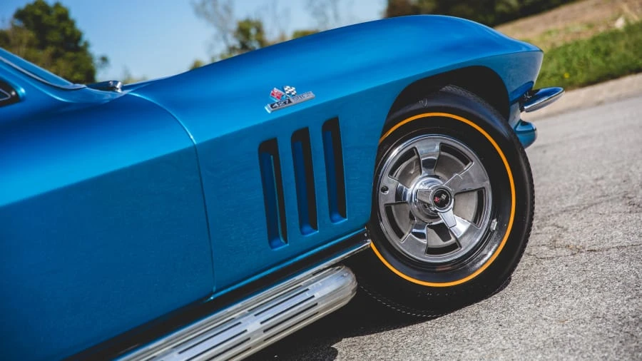 1966 Chevrolet Corvette C2 - Image 11 of 12