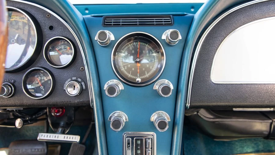 1966 Chevrolet Corvette C2 - Image 9 of 20