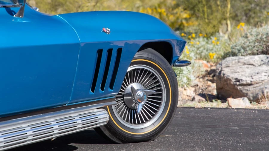 1966 Chevrolet Corvette C2 - Image 17 of 20