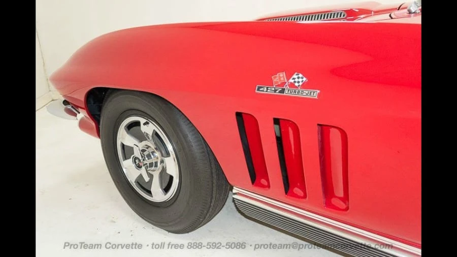 1966 Chevrolet Corvette C2 - Image 29 of 31