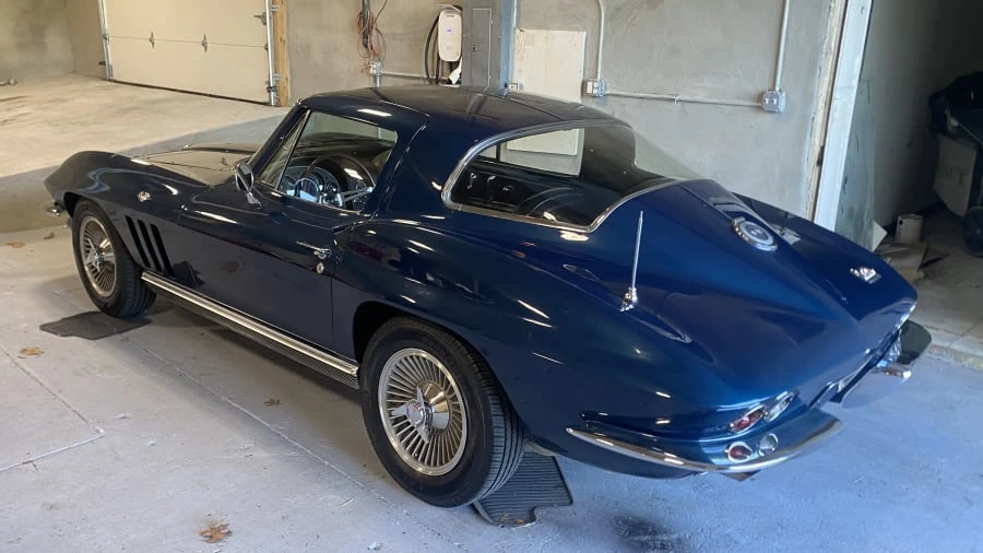 1966 Chevrolet Corvette C2 - Image 2 of 3