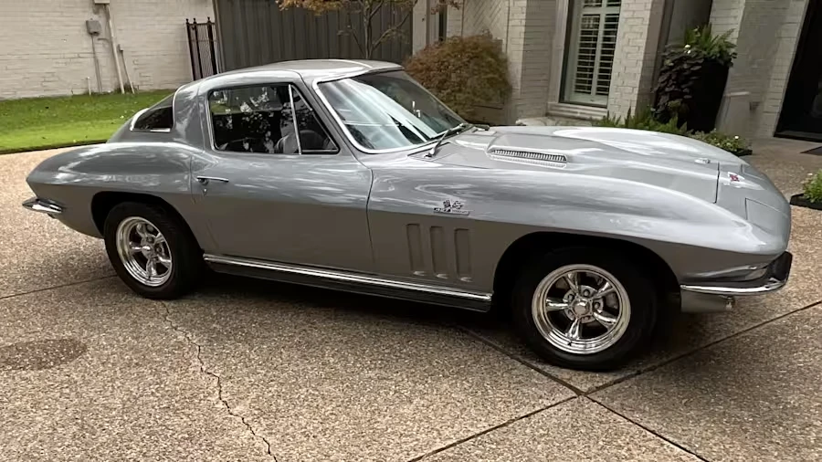 1966 Chevrolet Corvette C2 - Image 4 of 7