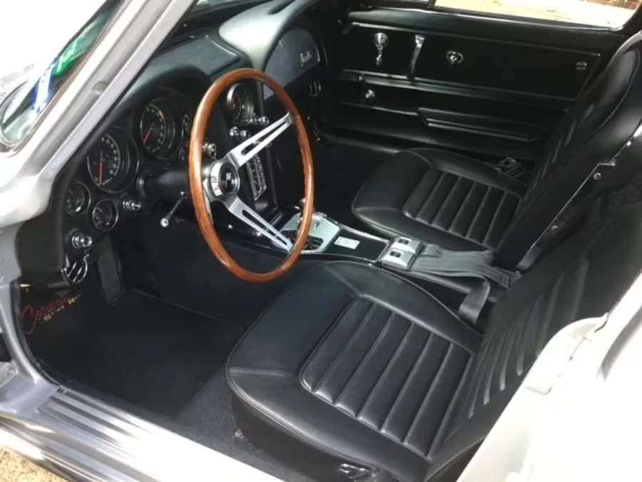 1966 Chevrolet Corvette C2 - Image 6 of 7