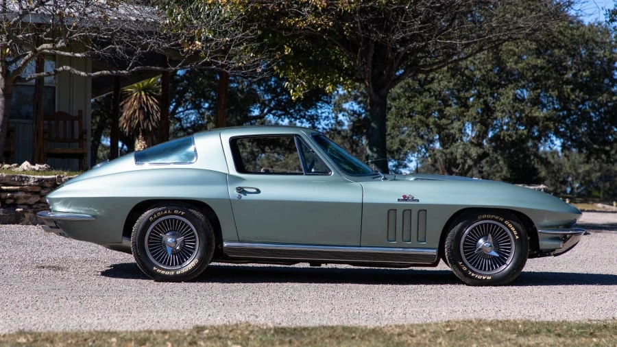 1966 Chevrolet Corvette C2 - Image 8 of 12