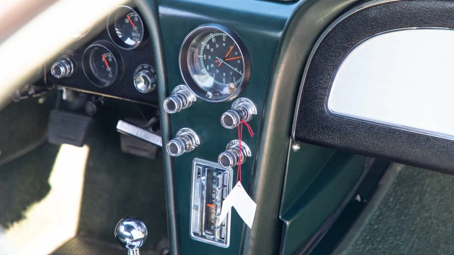 1966 Chevrolet Corvette C2 - Image 10 of 12