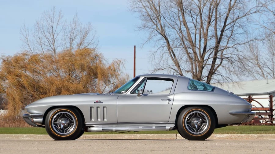 1966 Chevrolet Corvette C2 - Image 2 of 12