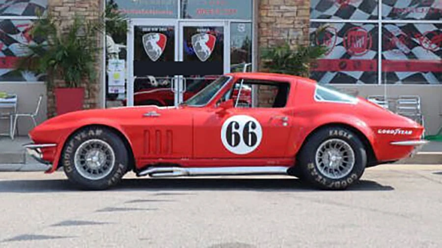 1966 Chevrolet Corvette C2 - Image 11 of 11