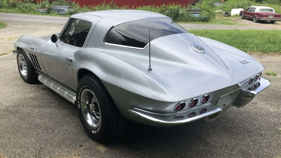 1966 Chevrolet Corvette C2 - Image 10 of 12
