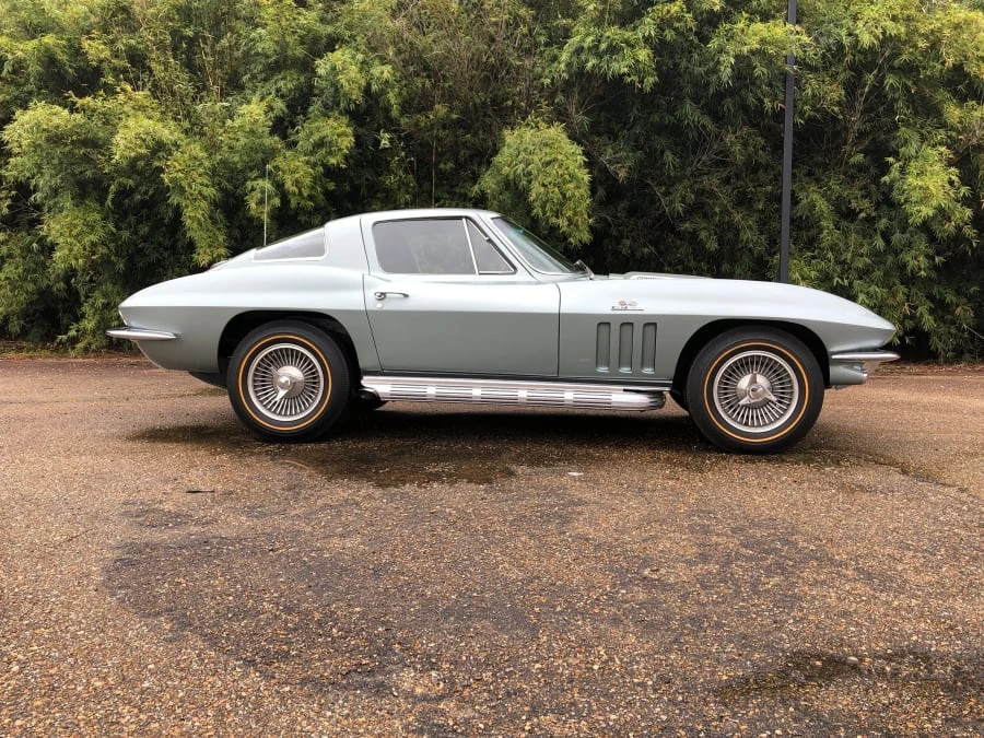 1966 Chevrolet Corvette C2 - Image 2 of 11
