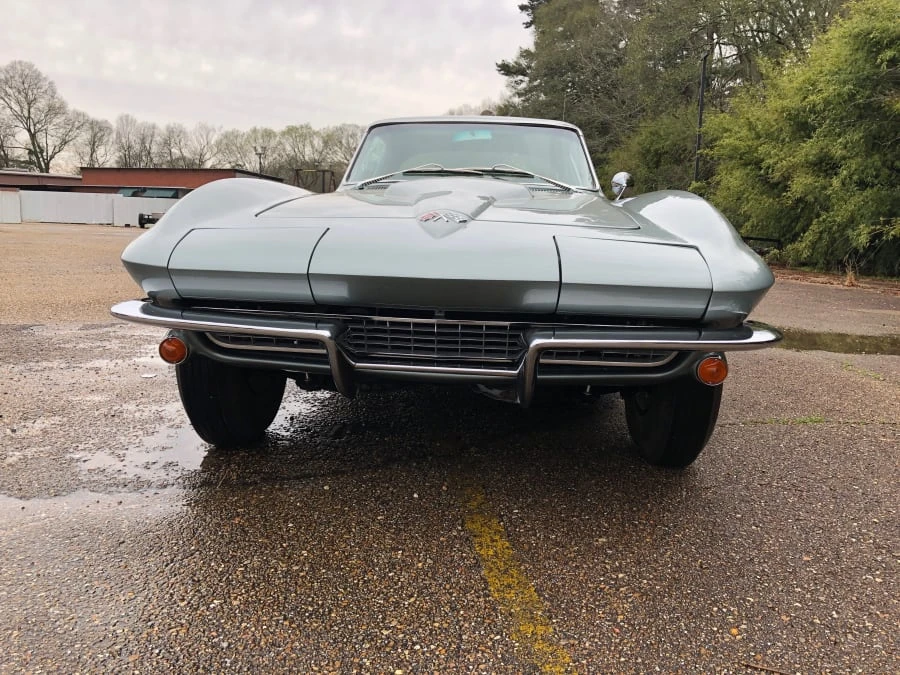 1966 Chevrolet Corvette C2 - Image 10 of 11