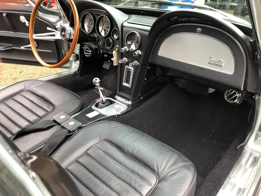 1966 Chevrolet Corvette C2 - Image 4 of 11