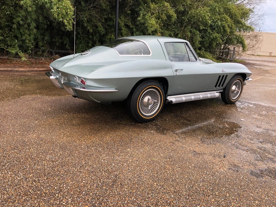 1966 Chevrolet Corvette C2 - Image 11 of 11