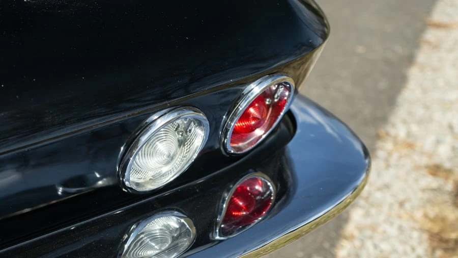 1966 Chevrolet Corvette C2 - Image 18 of 21