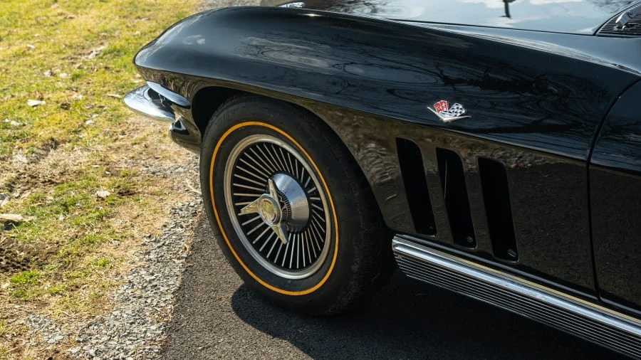 1966 Chevrolet Corvette C2 - Image 11 of 12