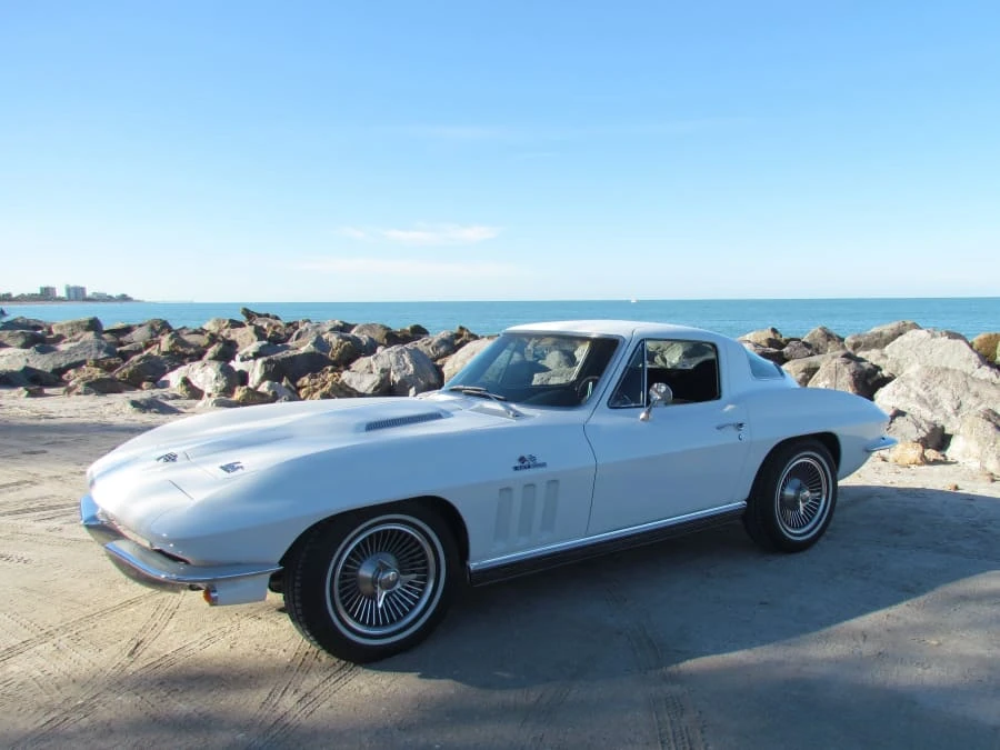 1966 Chevrolet Corvette C2 - Image 2 of 9