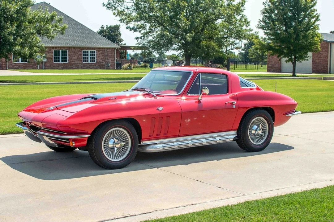1966 Chevrolet Corvette C2 - Image 3 of 21