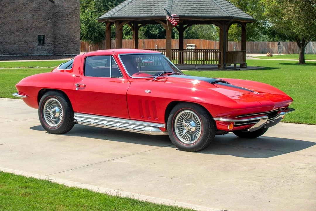 1966 Chevrolet Corvette C2 - Image 15 of 21