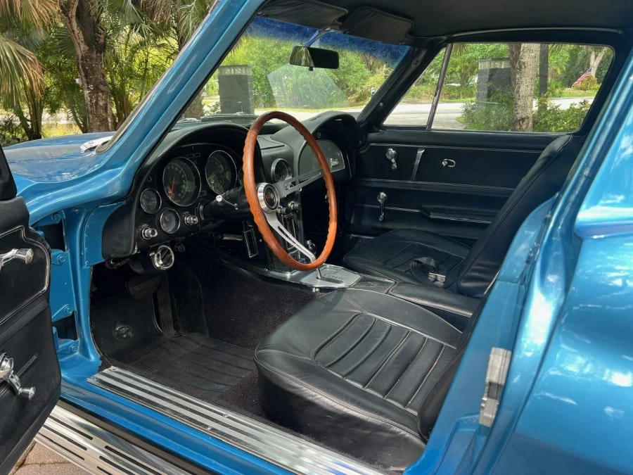 1966 Chevrolet Corvette C2 - Image 16 of 20