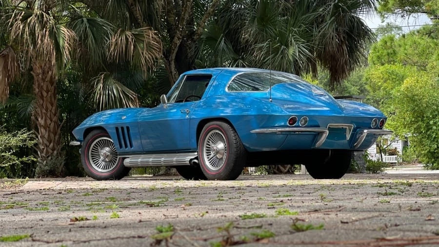 1966 Chevrolet Corvette C2 - Image 11 of 20