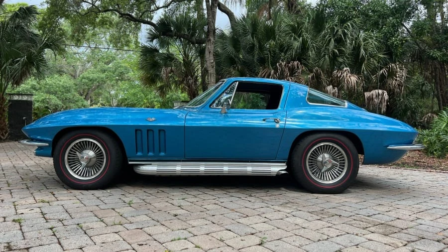 1966 Chevrolet Corvette C2 - Image 2 of 20