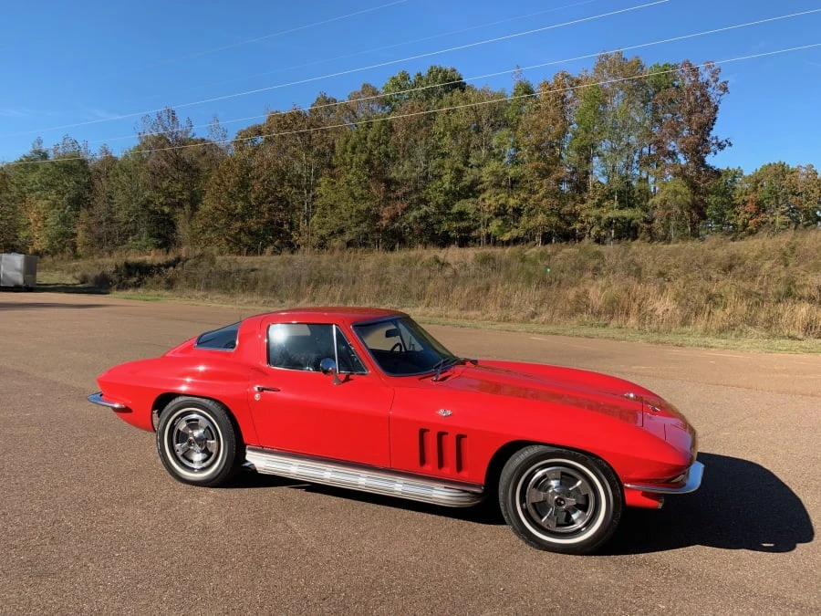1966 Chevrolet Corvette C2 - Image 4 of 6