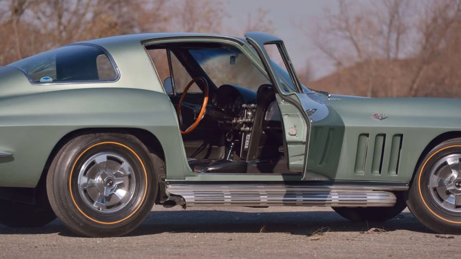 1966 Chevrolet Corvette C2 - Image 17 of 31