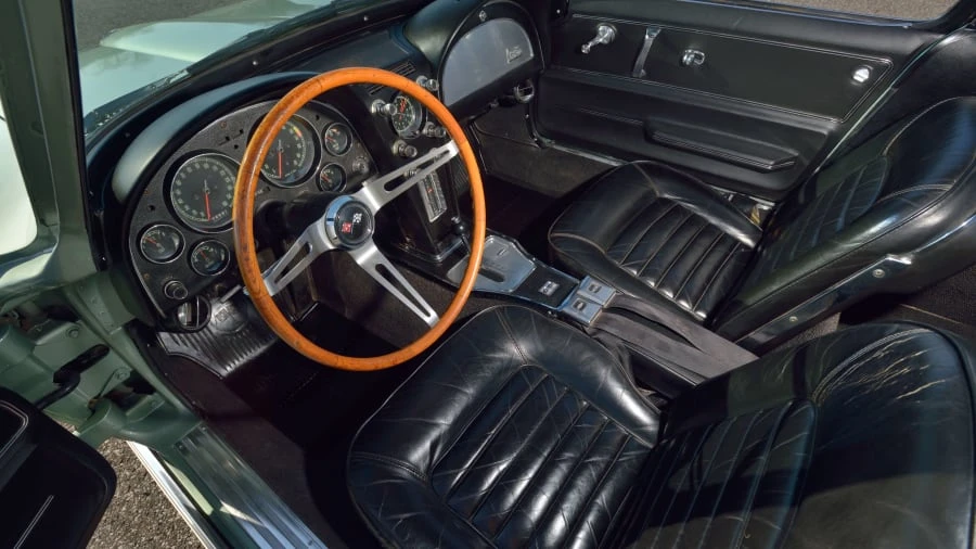1966 Chevrolet Corvette C2 - Image 24 of 31