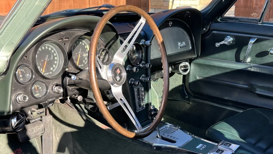 1966 Chevrolet Corvette C2 - Image 4 of 15