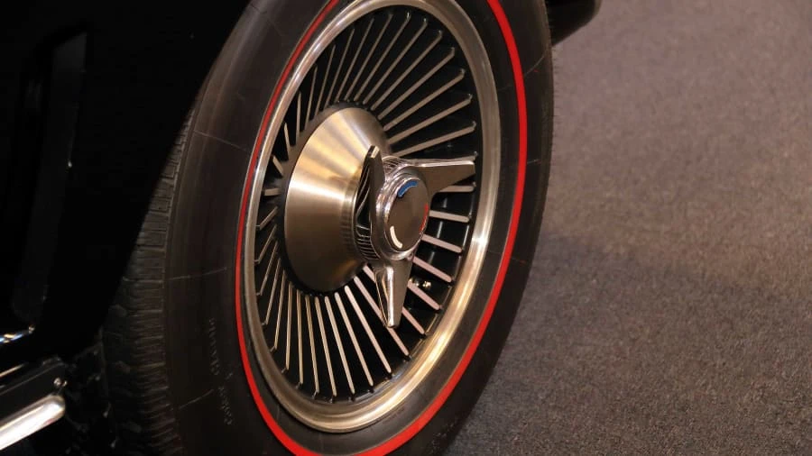 1966 Chevrolet Corvette C2 - Image 17 of 20
