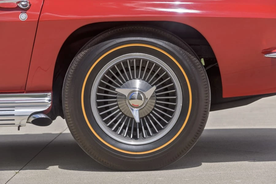 1966 Chevrolet Corvette C2 - Image 18 of 31