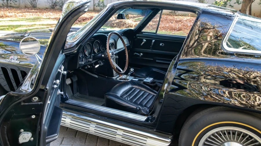 1966 Chevrolet Corvette C2 - Image 4 of 27