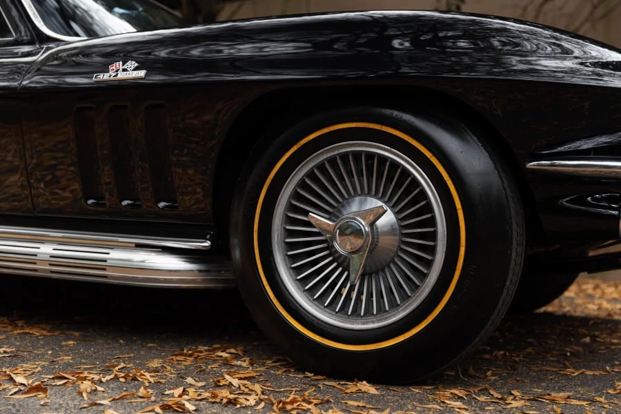 1966 Chevrolet Corvette C2 - Image 21 of 31