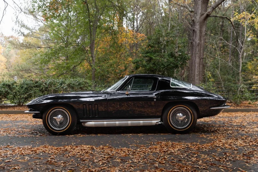 1966 Chevrolet Corvette C2 - Image 25 of 31