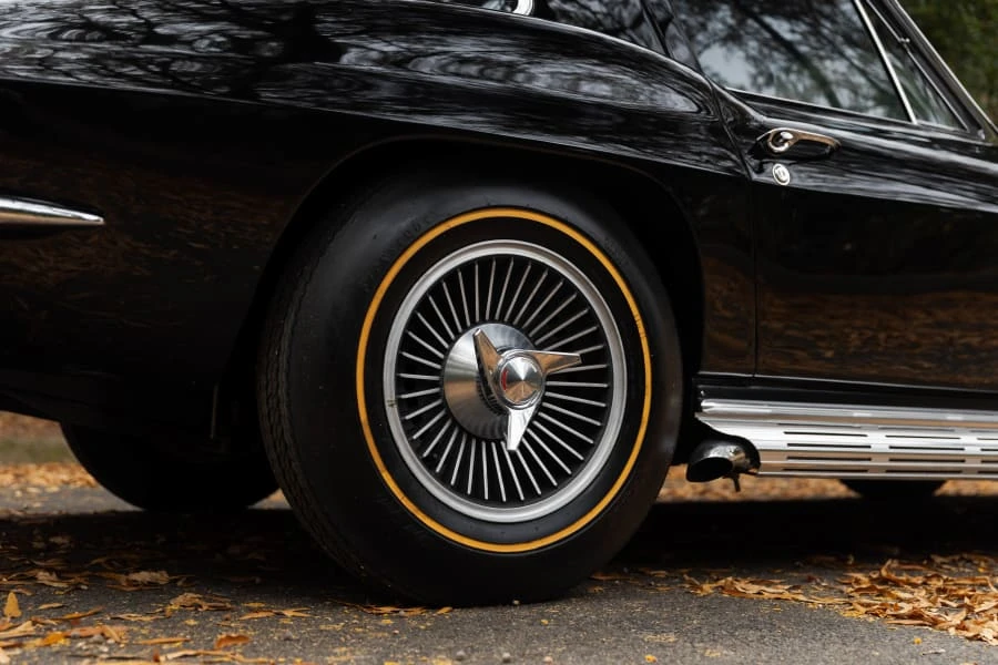 1966 Chevrolet Corvette C2 - Image 19 of 31