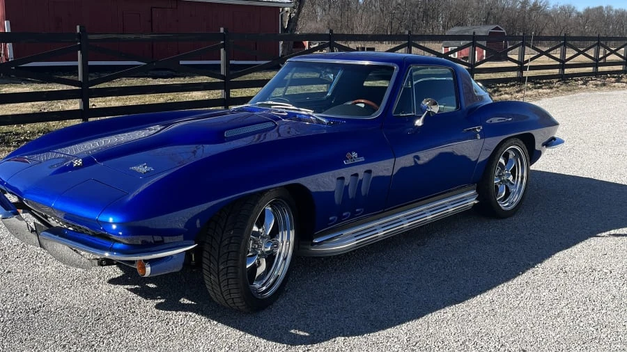 1966 Chevrolet Corvette C2 - Image 3 of 19